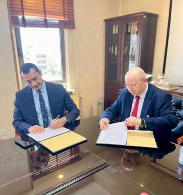جامعة الزيتونة الأردنية ومستشفى المركز العربي يوقعان اتفاقية تعاون لتدريب طلبة كلية الصيدلة