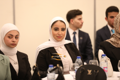 برعاية الدكتور الجازي... عمان العربية توقّع اتفاقية تعاون مع شركة (حق) للذكاء الاصطناعي القانوني لتعزيز التعليم القانوني الرقمي