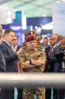 الملك يزور معرض فارنبره الدولي للطيران 2026 في بريطانيا