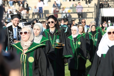 جامعة الزيتونة الأردنية تحتفل بتخريج الفوج الثلاثين لطلبة الفصل الدراسي الثاني