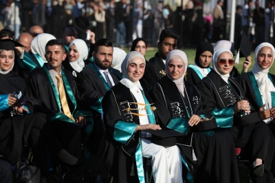 جامعة الزيتونة الأردنية تحتفل بتخريج الفوج الثلاثين لطلبة الفصل الدراسي الثاني