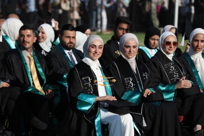 جامعة الزيتونة الأردنية تحتفل بتخريج الفوج الثلاثين لطلبة الفصل الدراسي الثاني
