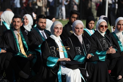 جامعة الزيتونة الأردنية تحتفل بتخريج الفوج الثلاثين لطلبة الفصل الدراسي الثاني