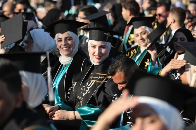 جامعة الزيتونة الأردنية تحتفل بتخريج الفوج الثلاثين لطلبة الفصل الدراسي الثاني