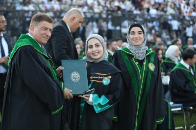جامعة الزيتونة الأردنية تحتفل بتخريج الفوج الثلاثين لطلبة الفصل الدراسي الثاني
