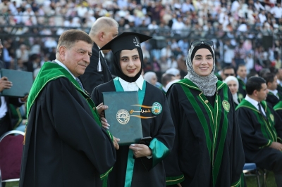 جامعة الزيتونة الأردنية تحتفل بتخريج الفوج الثلاثين لطلبة الفصل الدراسي الثاني