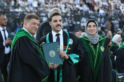 جامعة الزيتونة الأردنية تحتفل بتخريج الفوج الثلاثين لطلبة الفصل الدراسي الثاني