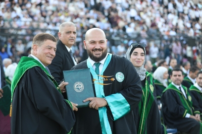 جامعة الزيتونة الأردنية تحتفل بتخريج الفوج الثلاثين لطلبة الفصل الدراسي الثاني