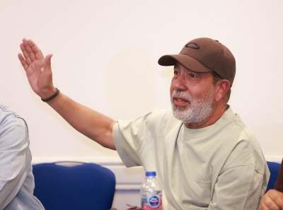 مؤتمر صحفي لفريق مسرحية 