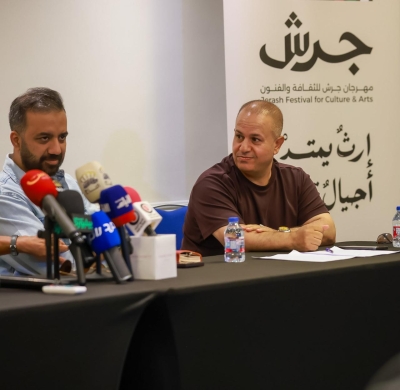مؤتمر صحفي لفريق مسرحية 