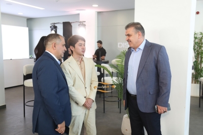 جيلي الأردن تكشف رسميًا عن EX5 EM-i  Geely وتفتتح مرحلة جديدة من التنقل الهجين الذكي - صور