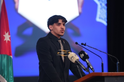 العلوم التطبيقية تحتفي بطلبة طب الأسنان في حفل القسم إيذانًا ببدء المرحلة السريرية...