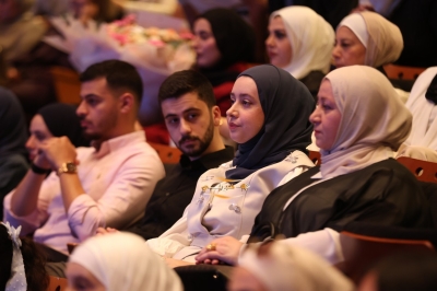 العلوم التطبيقية تحتفي بطلبة طب الأسنان في حفل القسم إيذانًا ببدء المرحلة السريرية...