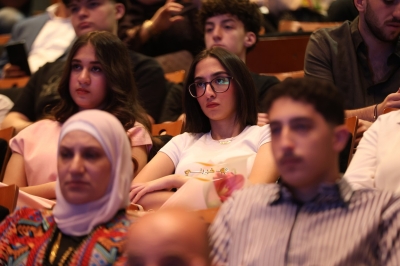 العلوم التطبيقية تحتفي بطلبة طب الأسنان في حفل القسم إيذانًا ببدء المرحلة السريرية...
