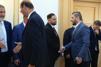 العبداللات يقيم مأدبة غداء بمناسبة زفاف نجله الدكتور فاضل