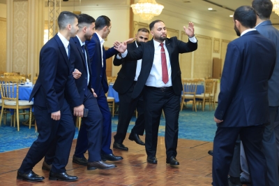 العبداللات يقيم مأدبة غداء بمناسبة زفاف نجله الدكتور فاضل