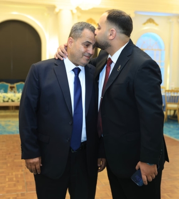 العبداللات يقيم مأدبة غداء بمناسبة زفاف نجله الدكتور فاضل