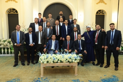 العبداللات يقيم مأدبة غداء بمناسبة زفاف نجله الدكتور فاضل