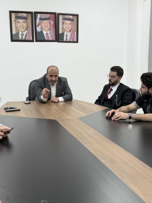 كلية تكنولوجيا المعلومات في (عمان العربية) تعقد ورشة تدريبية لخريجيها بعنوان (نحو مستقبل أكاديمي متميز) - صور