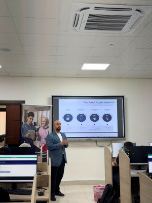 قسم ذكاء الأعمال في جامعة الزيتونة ينظم ندوة حول تطوير المهارات الرقمية وتعزيز فرص تشغيل الخريجين بالتعاون مع مؤسسة نهر الأردن