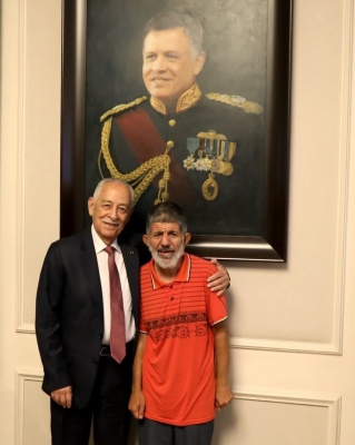 العيسوي يستقبل المواطن الزعبي وذويه