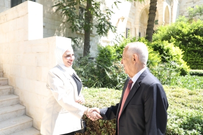قيادات نسائية في حزب الاتحاد الوطني الأردني تلتقي رئيس الديوان الملكي وتبحث دور المرأة في التحديث السياسي