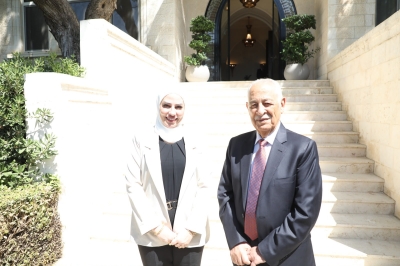 قيادات نسائية في حزب الاتحاد الوطني الأردني تلتقي رئيس الديوان الملكي وتبحث دور المرأة في التحديث السياسي