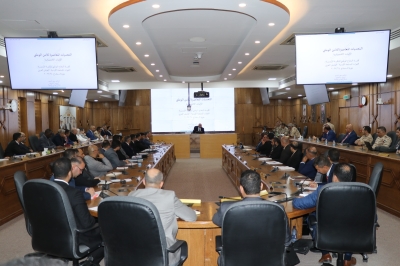 الرئيس التنفيذي لشركة البوتاس العربية يُحاضِر في كلية الدفاع الوطني الملكية الأردنية حول الأزمات الاقتصادية والأمن الوطني