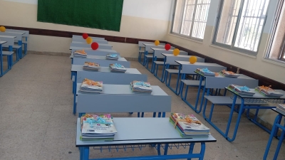 حلوى ورسائل ترحيب وزينة .. هكذا استقبلت مدارس جرش طلابها