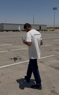 جامعة عمان العربية تنظّم زيارة علمية تطبيقية لتعريف الطلبة بأحدث تقنيات الطائرات المسيرة لدى شركة Hover Up