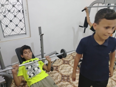 دورة لياقة بدنية في مركز شباب باب عمان