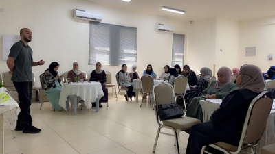 تواصل أنشطة 