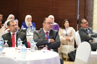 مؤتمر كلية الأعمال في جامعة عمان العربية يبحث توظيف الذكاء الاصطناعي والبيانات لصناعة مستقبل مستدام