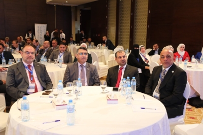 مؤتمر كلية الأعمال في جامعة عمان العربية يبحث توظيف الذكاء الاصطناعي والبيانات لصناعة مستقبل مستدام