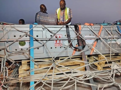 اعادة تمساح نادر من الأردن الى السودان - فيديو وصور