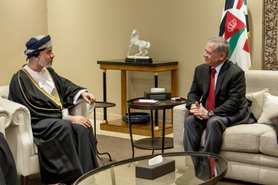 الملك يستقبل رئيس مجلس الشورى العماني