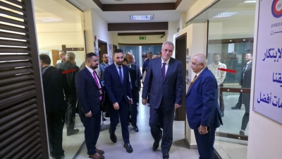 الفرجات يزور مجموعة الأردنية للطيران ويطّلع على خطط النمو وتطوير الأسطول وقدرات صيانة الطائرات