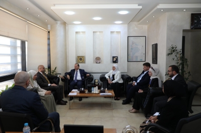 جامعة عمان العربية وجامعة المملكة للعلوم الطبية تبحثان سبل التعاون البحثي والأكاديمي المشترك