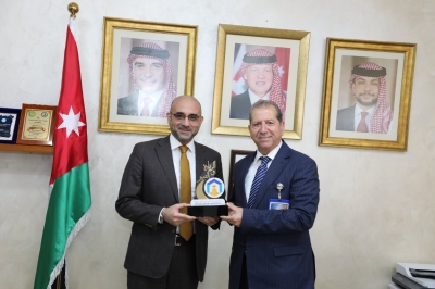 جامعة عمان العربية وجامعة المملكة للعلوم الطبية تبحثان سبل التعاون البحثي والأكاديمي المشترك