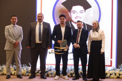مدارس الحكمة تكرّم طلبتها الأوائل في الثانوية العامة