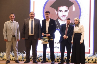 مدارس الحكمة تكرّم طلبتها الأوائل في الثانوية العامة