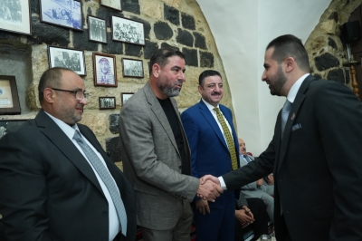 آل التل يستقبلون جاهة آل العياط لطلب يد تالا غيث التل للدكتور حسام خالد عياط (صور)