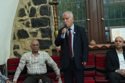 آل التل يستقبلون جاهة آل العياط لطلب يد تالا غيث التل للدكتور حسام خالد عياط (صور)