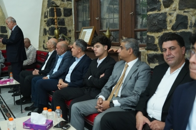 آل التل يستقبلون جاهة آل العياط لطلب يد تالا غيث التل للدكتور حسام خالد عياط (صور)