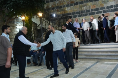 آل التل يستقبلون جاهة آل العياط لطلب يد تالا غيث التل للدكتور حسام خالد عياط (صور)