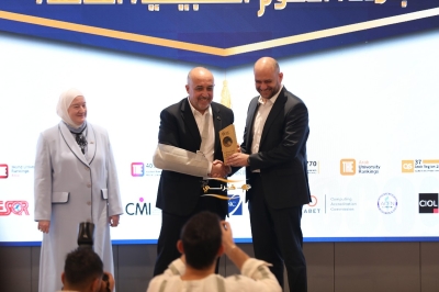 من مدرجات العلوم التطبيقية إلى مواقع الإنجاز .. الجامعة تكرّم خريجيها في مبادرة هي الأولى من نوعها
