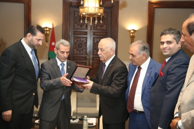 مختار العبداللات في الديوان الملكي