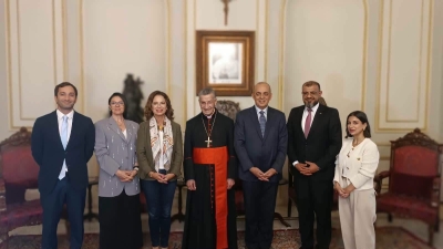 حجازين يلتقي البطريرك الماروني في بكركي ويؤكد مشاركة الكنيسة في احتفالية ٢٠٣٠