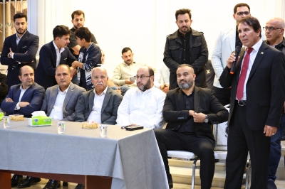 في دارة النقابي خالد.. عشيرة الزيود-عائلة اليعقوب تجدد الولاء للملك وتلتقي بمرشحها للانتخابات البلدية