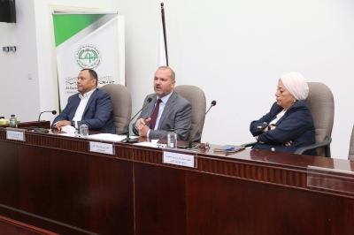 كلية الآداب في جامعة الزيتونة الأردنية تنظّم لقاءً تواصليًا مع أعضاء الهيئة التدريسية الجدد والقدامى